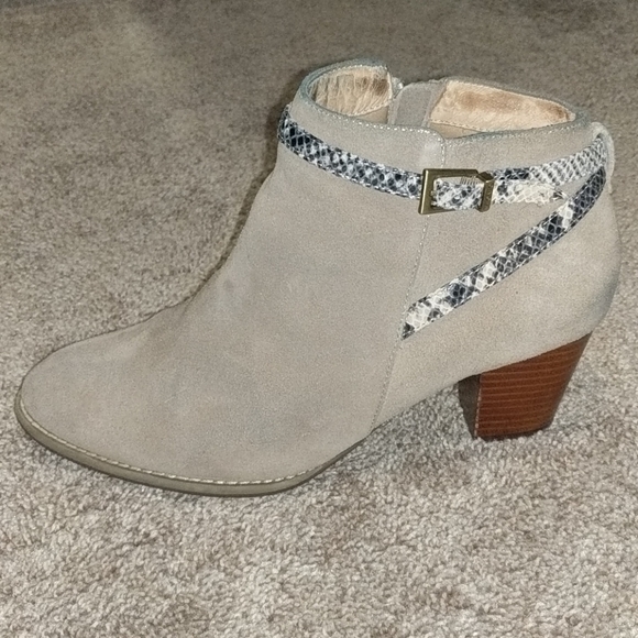 Vionic booties - Picture 4 of 6